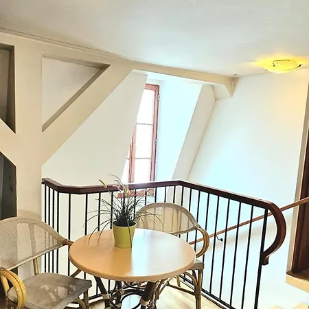 Historic Centre Viii Apartment